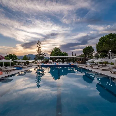 Edva Hotel Radhime