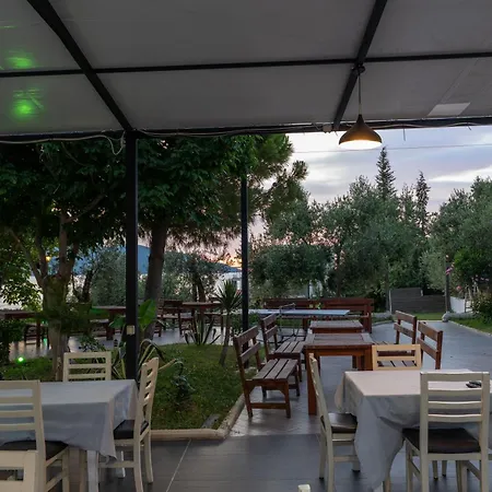 Hotel Edva Radhime