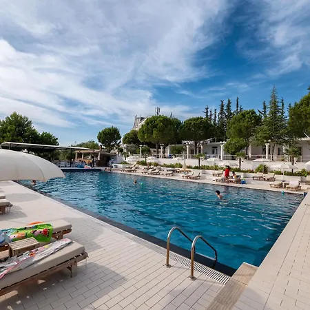 Edva Hotel