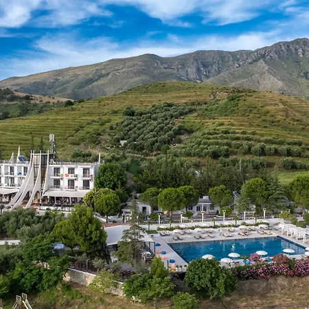 Edva Ξενοδοχείο 4*