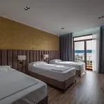 Edva Hotel