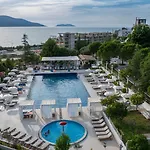 Edva Hotel Radhimë