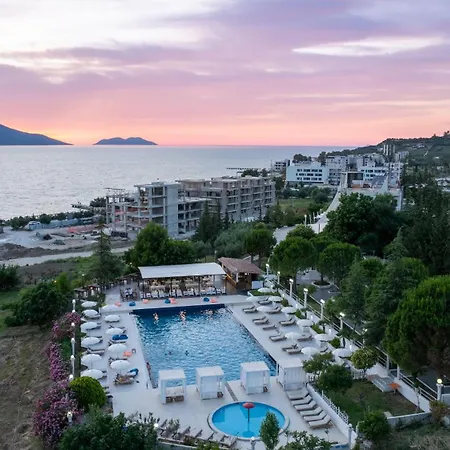 호텔 Edva Radhimë